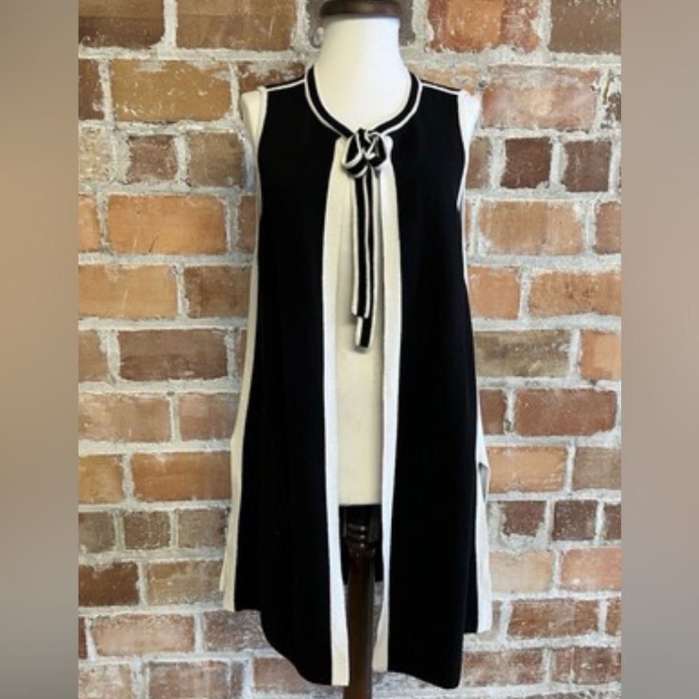 TALBOTS Woman’s Tie Front Black And White Maxi Vest Size